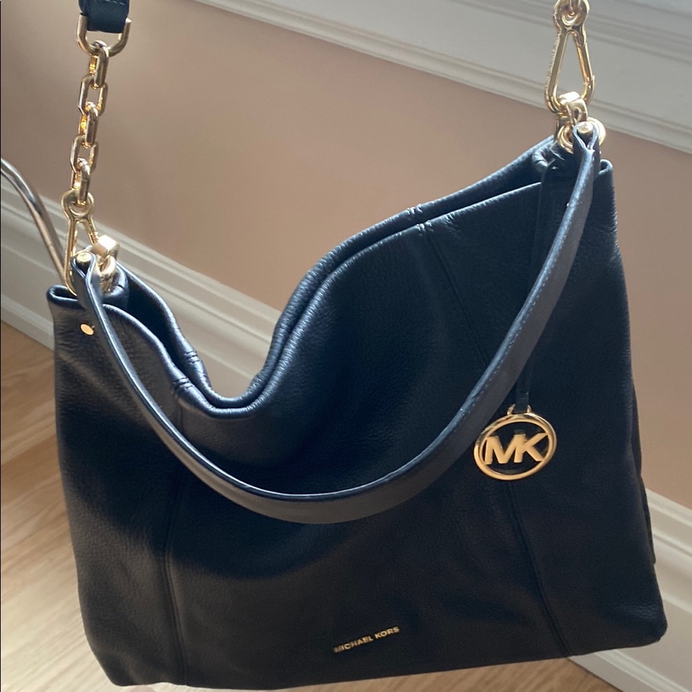 Michael Kors Black Leather Shoulder Bag - Picture 5 of 5
